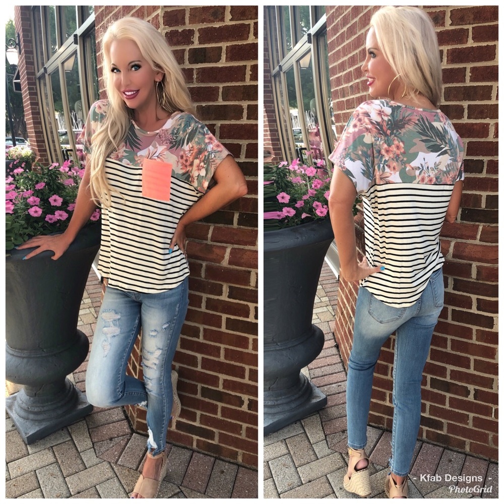 🛍LAST 1! Tropical Flower Color Block Print Top - Picture 5 of 8